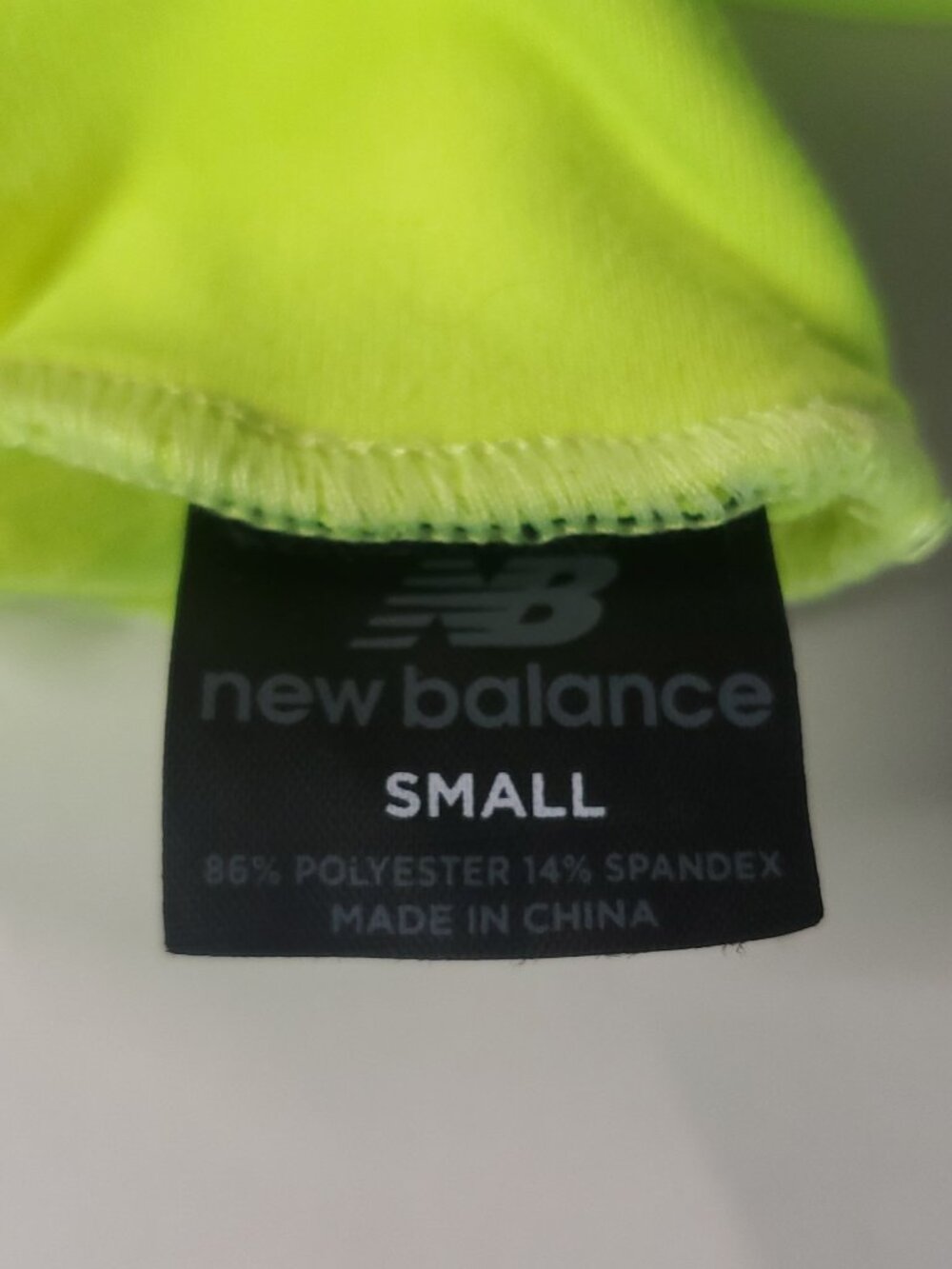 WOMENS RUNNING GLOVES SIZE SMALL - Picture 3 of 3